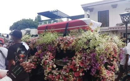 Bocaue town mayor laid to rest .